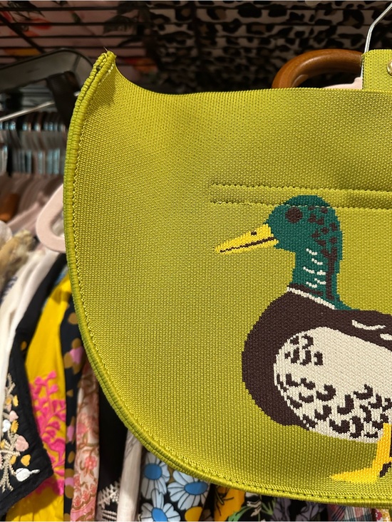 Lesley Evers Handbags - LESLEY EVERS “Evie” 🦆 Iconic Handbag Purse Mallard Duck Print Wooden Handles 🦆🦆